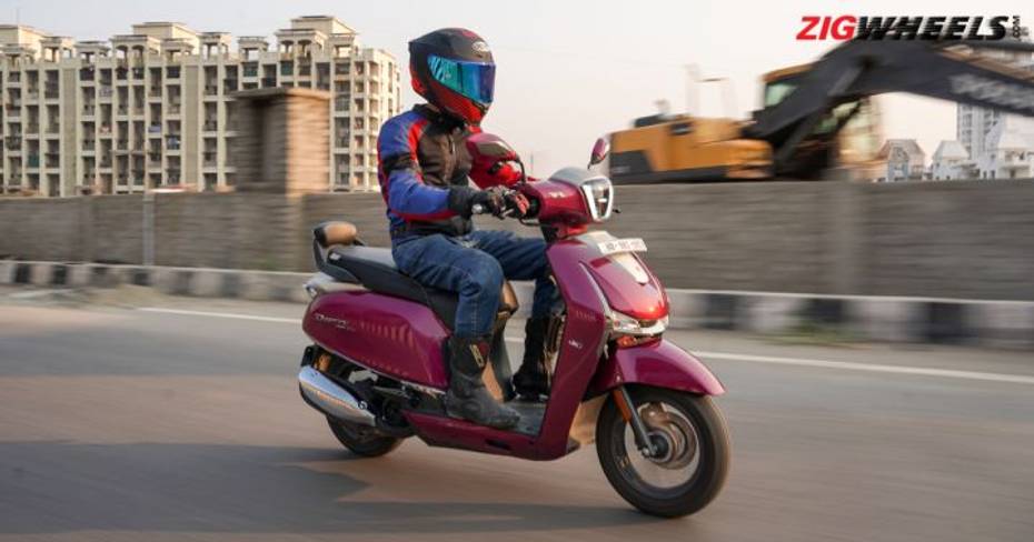 Hero Destini 125 Riding Shot