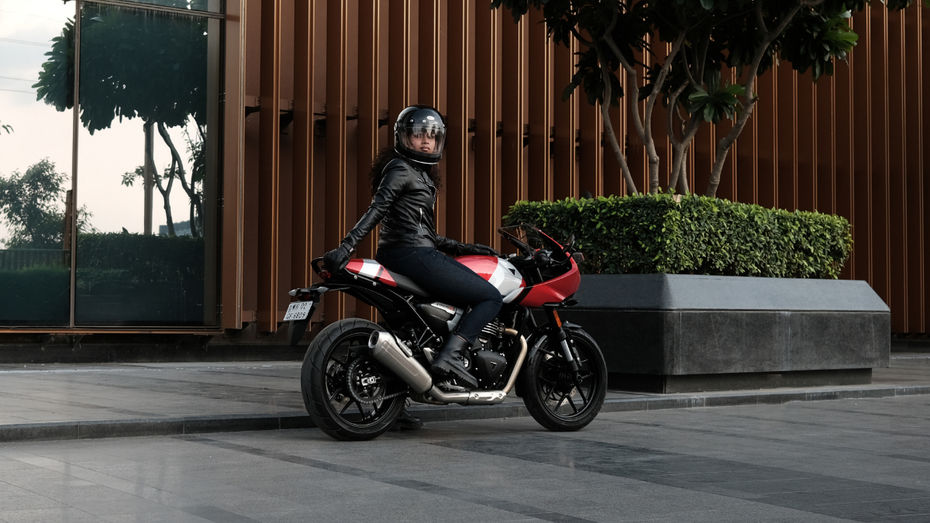Triumph Thruxton 400 Triumph Thruxton 400