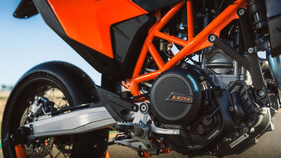 Move Over Ducati, The 2026 KTM 690 Singles Are Ready To Mingle gallery