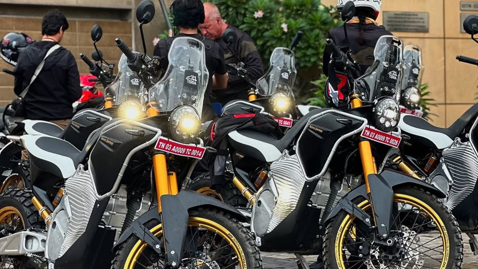 Royal Enfield Himalayan Electric Spotted Testing In Large Numbers