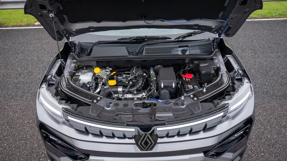 5 Things We Love About The 2025 Renault Kiger glimpse