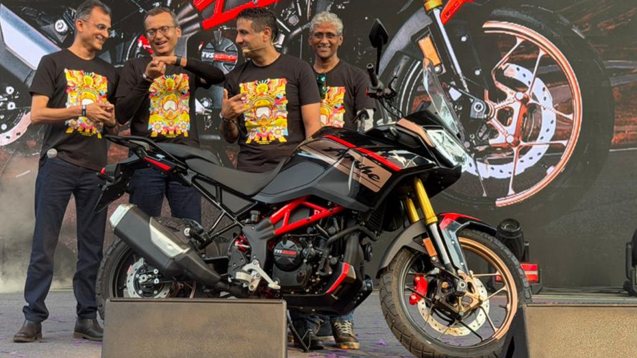 TVS Apache RTX 300 20th Anniversary Edition