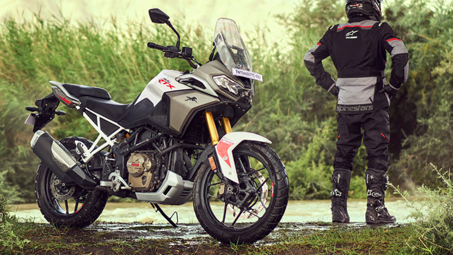 TVS Apache RTX 300 TVS Apache RTX 300