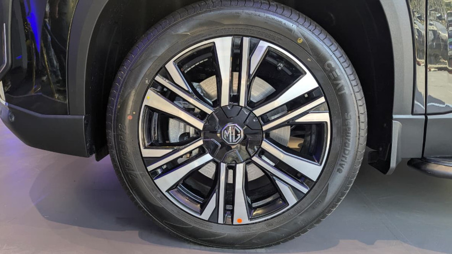 2025 MG Hector Facelift