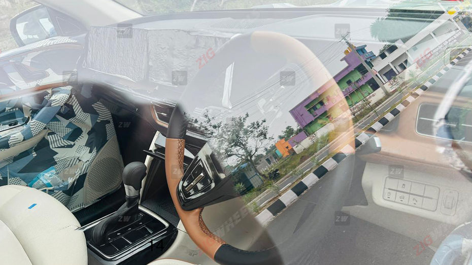 Mahindra XUV 7XO