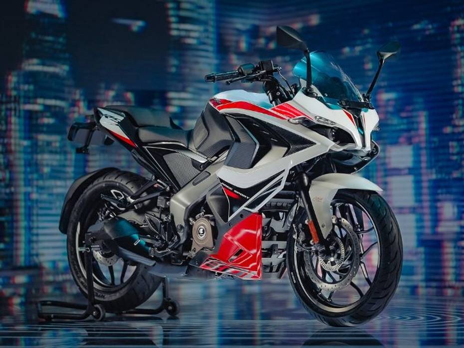 2025 Bajaj Pulsar RS200 Launched