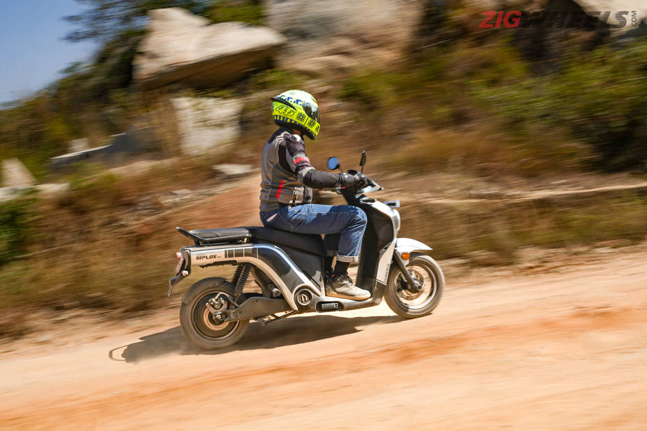 A scooter with the longest wheelbase