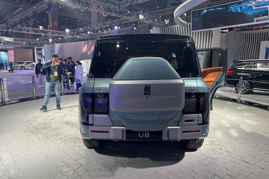 BYD U8