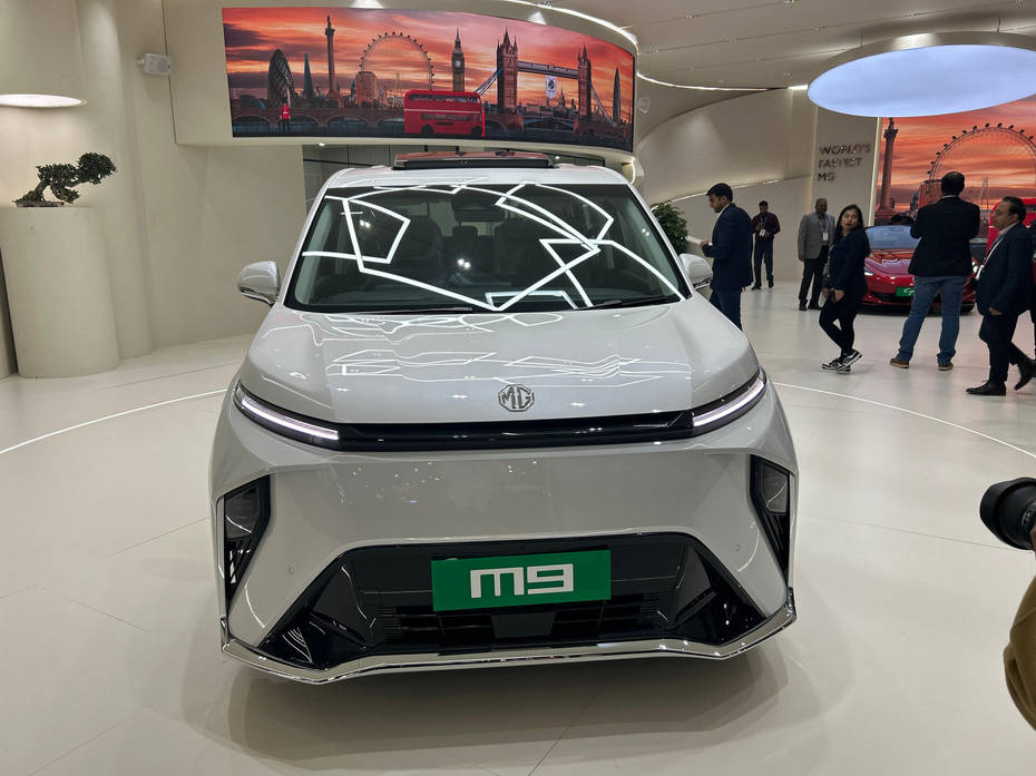 MG M9 At Auto Expo 2025