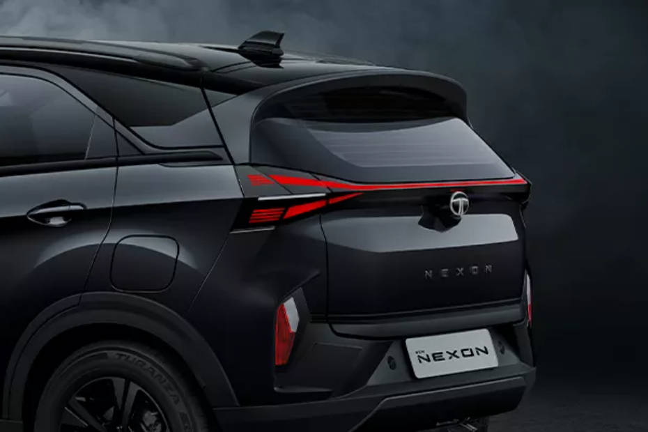 Nexon CNG Dark