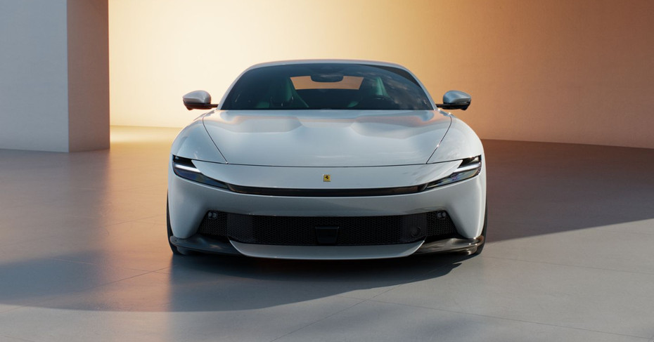 Ferrari Amalfi front