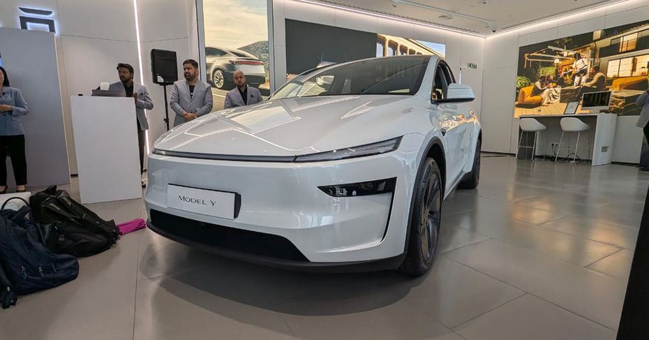 Here’s How You Book A Tesla Model Y In India showcase