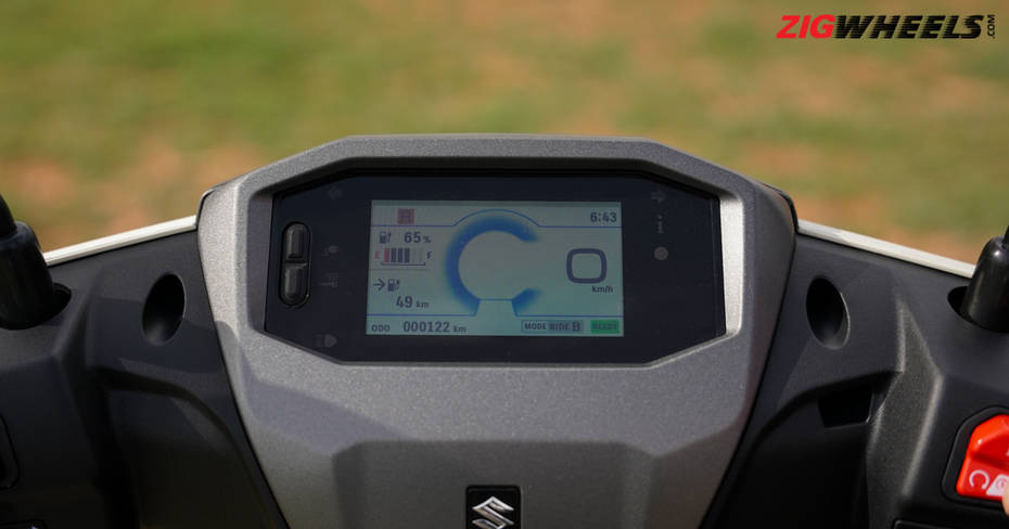 Suzuki E-Access TFT Console & Features