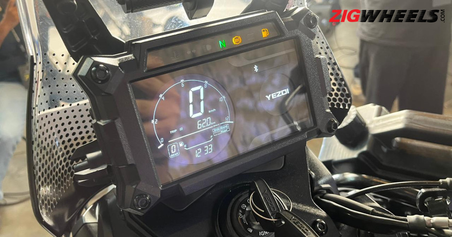 2025 Yezdi Adventure Instrument Console
