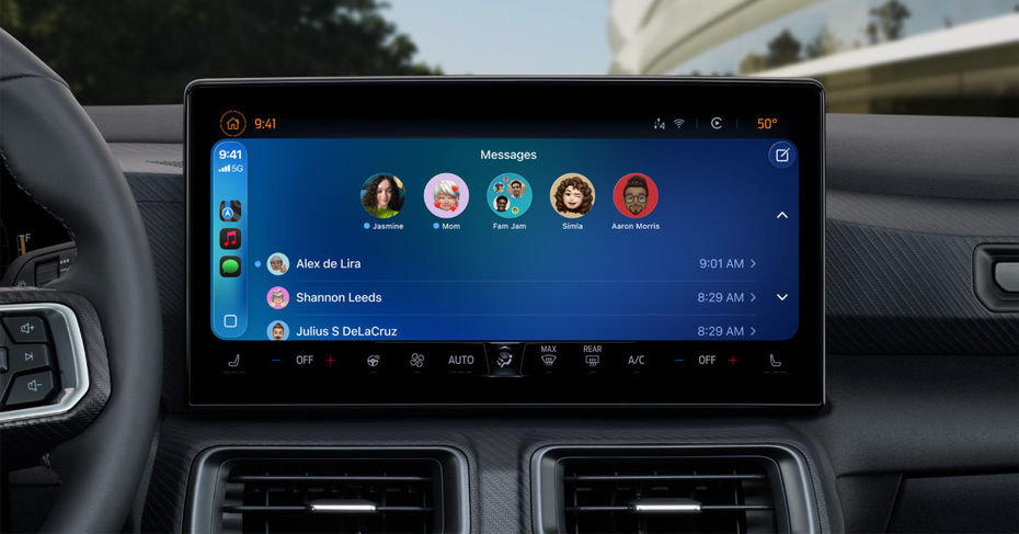 WWDC 2025: Here's How Apple CarPlay Will Look With iOS 26 Update gallery
