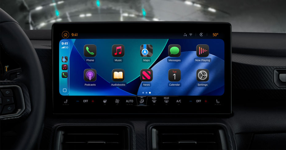 WWDC 2025: Here's How Apple CarPlay Will Look With iOS 26 Update showcase