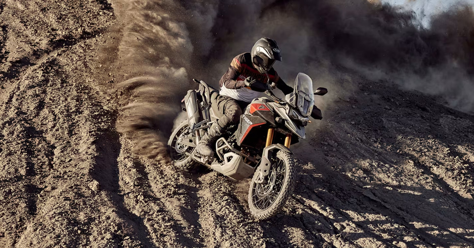 Triumph Tiger 900