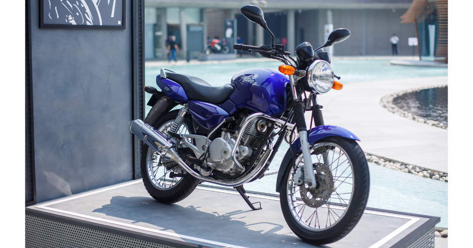 First Gen Bajaj Pulsar 180