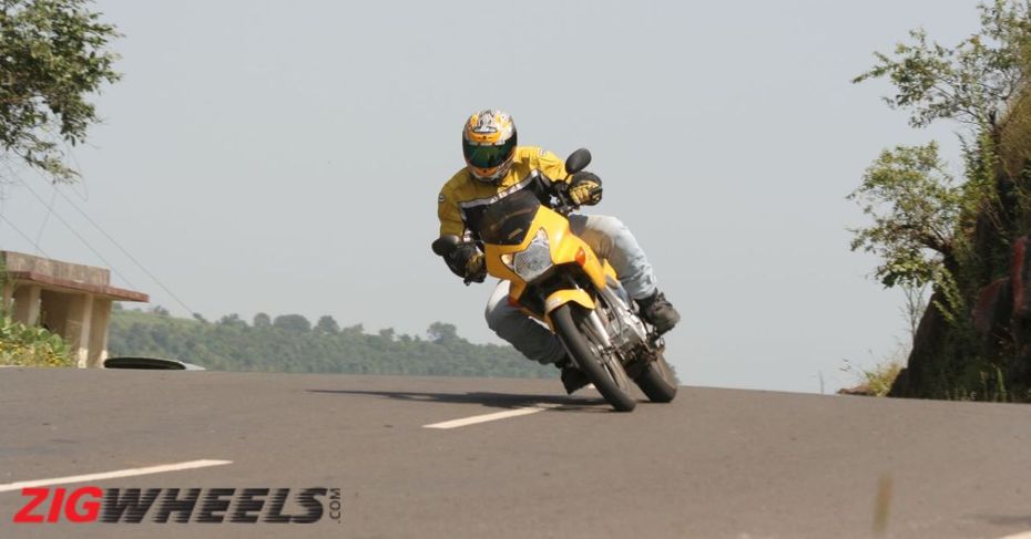 Bikes That Were Way Ahead Of Their Time - Hero Honda Karizma overview
