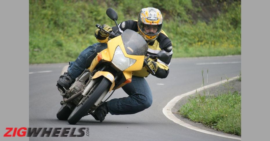 Bikes That Were Way Ahead Of Their Time - Hero Honda Karizma gallery