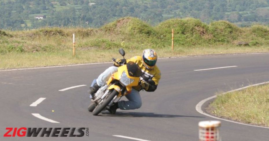 Bikes That Were Way Ahead Of Their Time - Hero Honda Karizma showcase