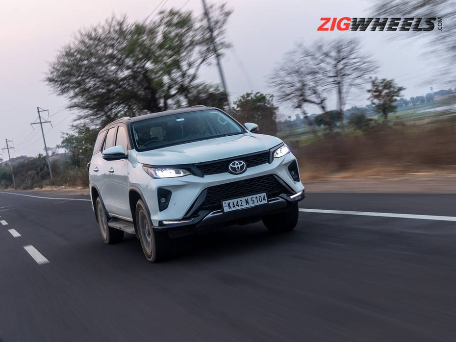Toyota Fortuner Legender