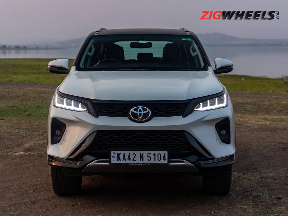 Toyota Fortuner Legender