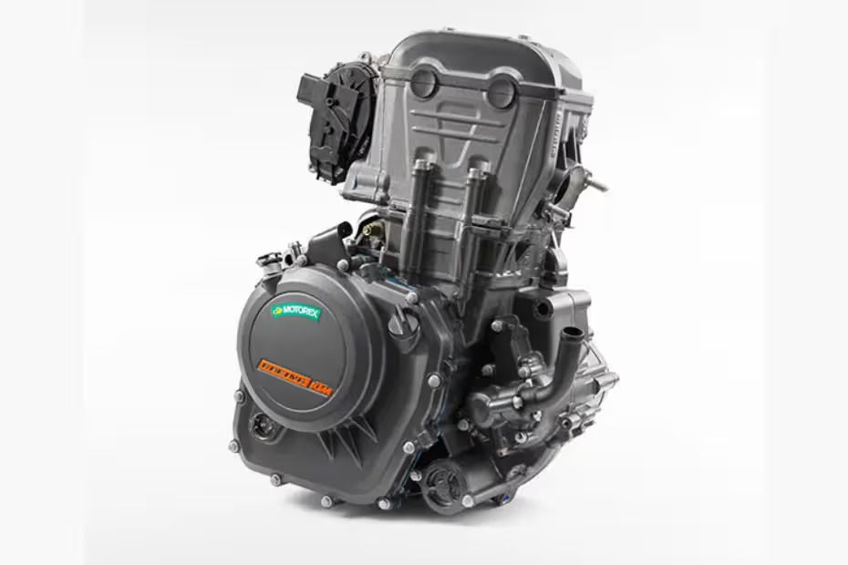 Weekly Bike News: 2025 KTM 390 Duke Launched, Yamaha FZ-S Fi Hybrid gallery