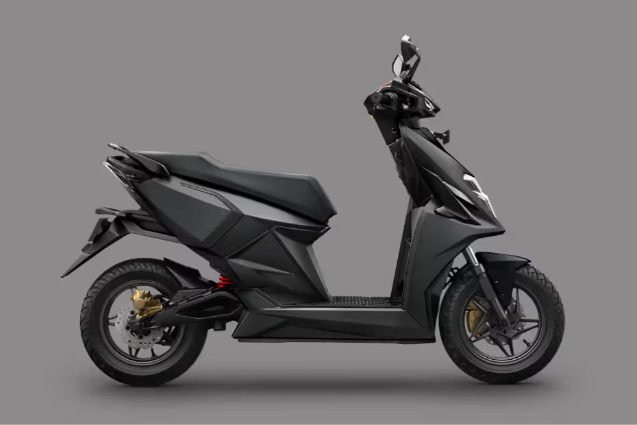 Weekly Bike News: 2025 KTM 390 Duke Launched, Yamaha FZ-S Fi Hybrid showcase