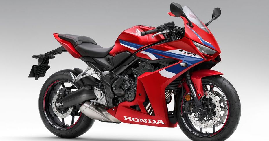2025 Honda CBR650R and Honda CB650R Launched: Ride Easy With E-Clutch gallery