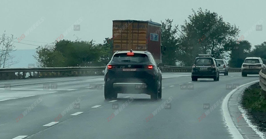 Tata Harrier EV Spied Undisguised Ahead Of Launch, Here&rsquo;s All You glimpse