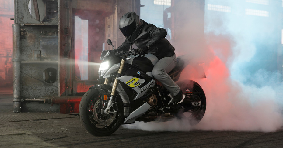 BMW S 1000 R BMW S 1000 R