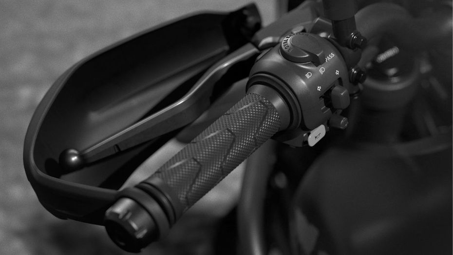 Royal Enfield Himalayan Mana Black Royal Enfield Himalayan Mana Black