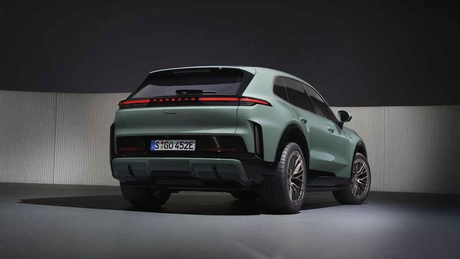 Porsche Cayenne Turbo Electric