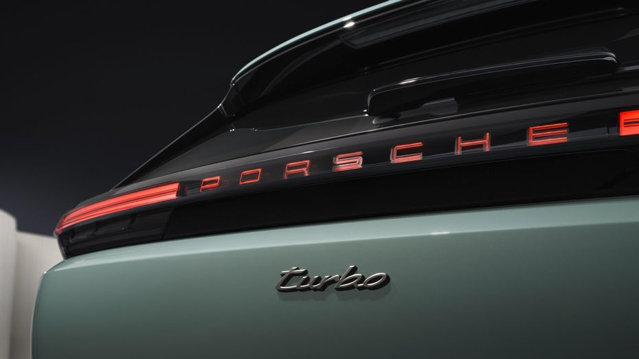 Porsche Cayenne Turbo Electric