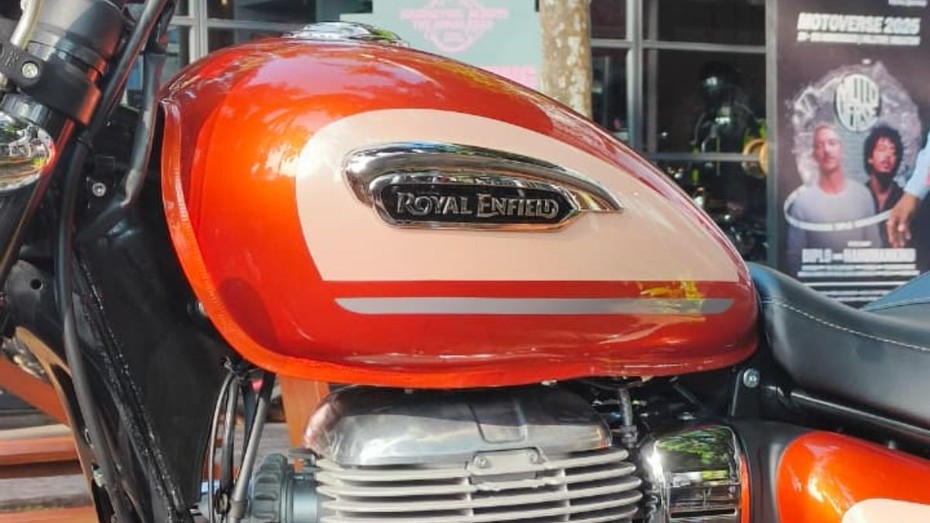 Royal Enfield Meteor 350 Fuel Tank