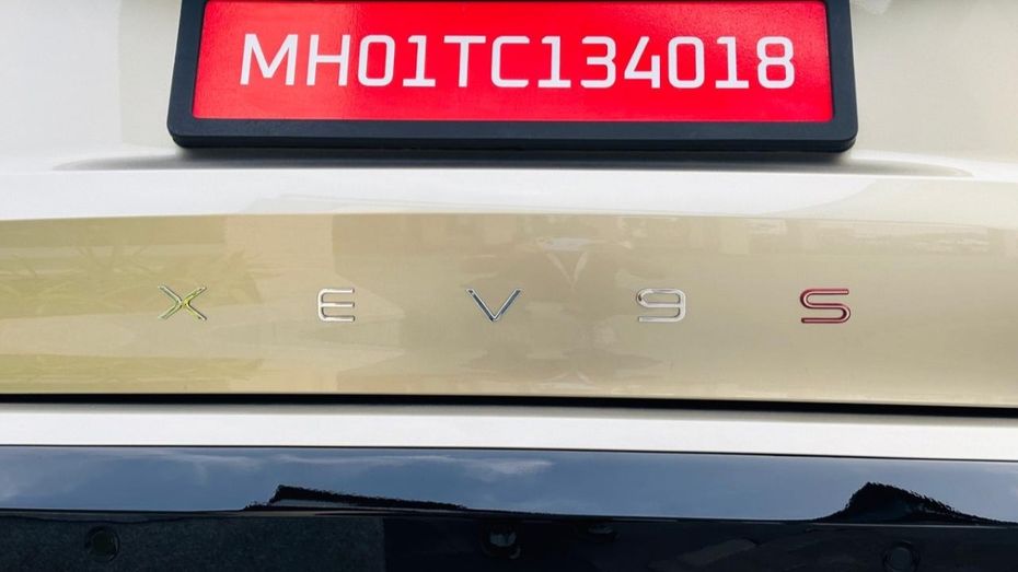Mahindra XEV 9S