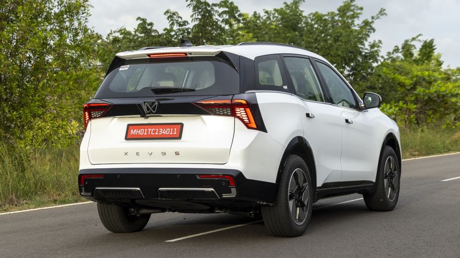 Mahindra XEV 9S