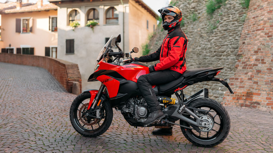 2025 Ducati Multistrada V2