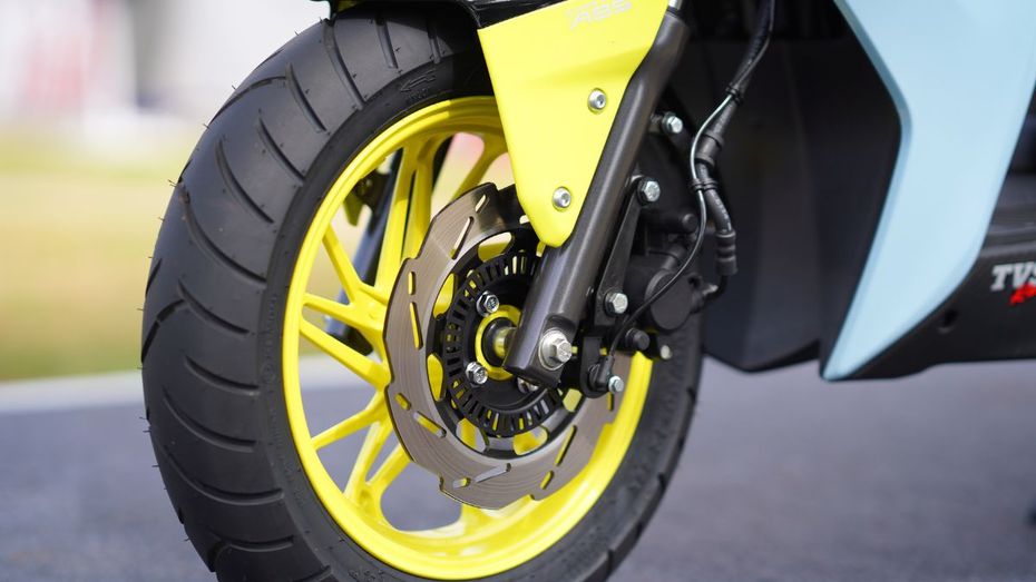 TVS Ntorq 150 Launched, Is Feature-Packed To The Brim snapshot