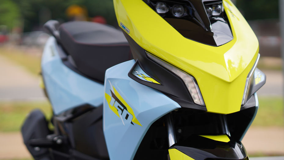 TVS Ntorq 150 vs Hero Xoom 160 vs Yamaha Aerox 155: Sporty Scooters visual