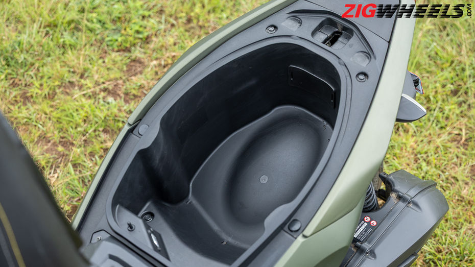 Hero Xoom 160 First Ride Review: Worth The Wait visual