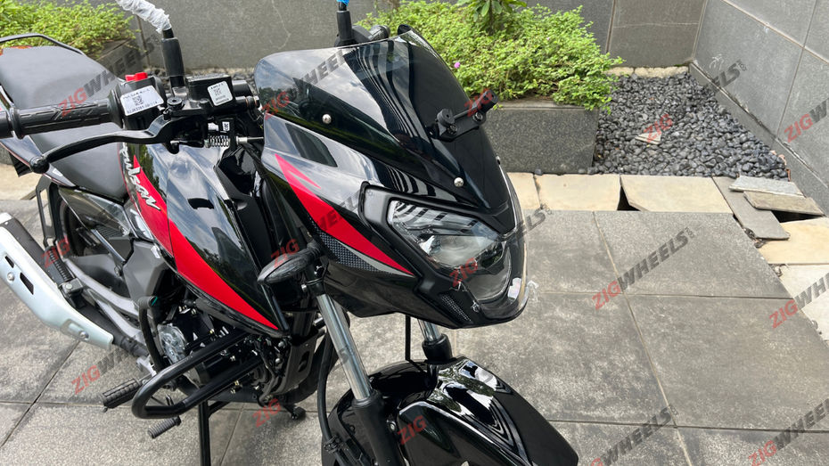 New Bajaj Pulsar 125: First Look Review New Bajaj Pulsar 125: First Look Review
