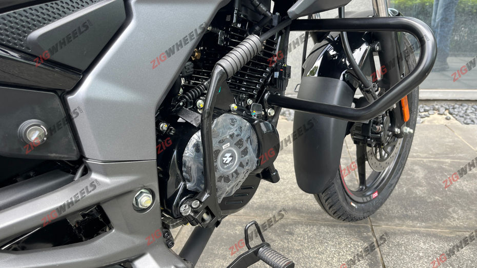 New Bajaj Pulsar 125: First Look Review New Bajaj Pulsar 125: First Look Review