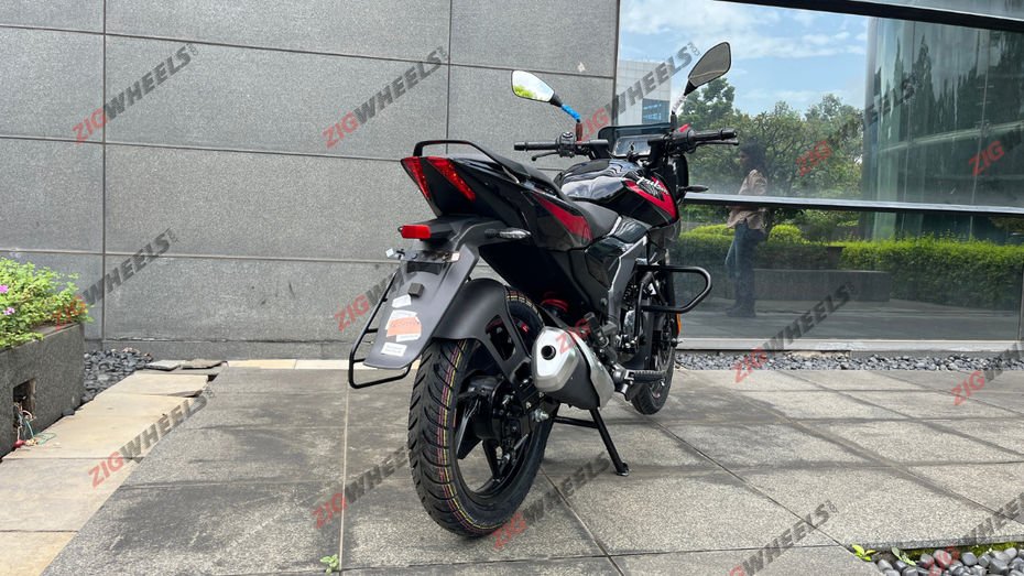 New Bajaj Pulsar 125: First Look Review New Bajaj Pulsar 125: First Look Review