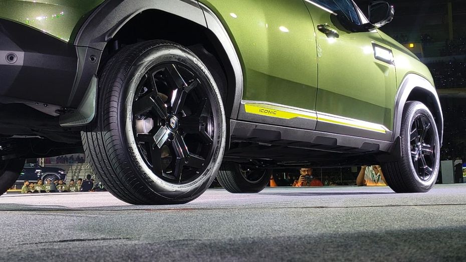 Renault Duster Ground Clearance Renault Duster Ground Clearance