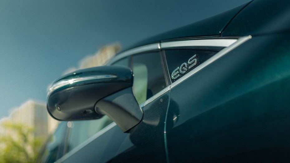 Mercedes-Benz EQS SUV