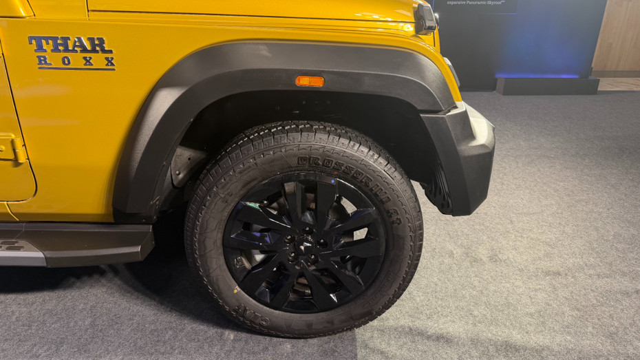 Mahindra Thar Roxx Star Edition
