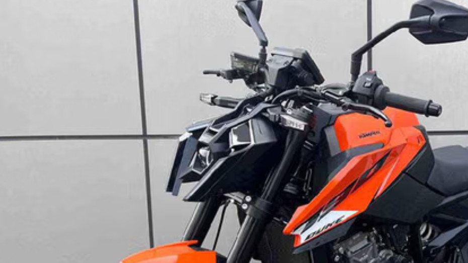 2027 KTM 790 Duke Headlight 2027 KTM 790 Duke Headlight