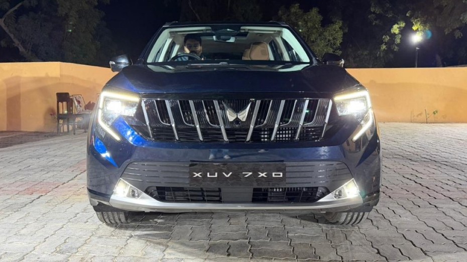Mahindra XUV 7XO